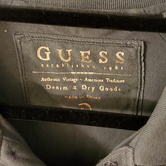 Guess Men's Distressed Golf Shirt L - Picture 2 of 6